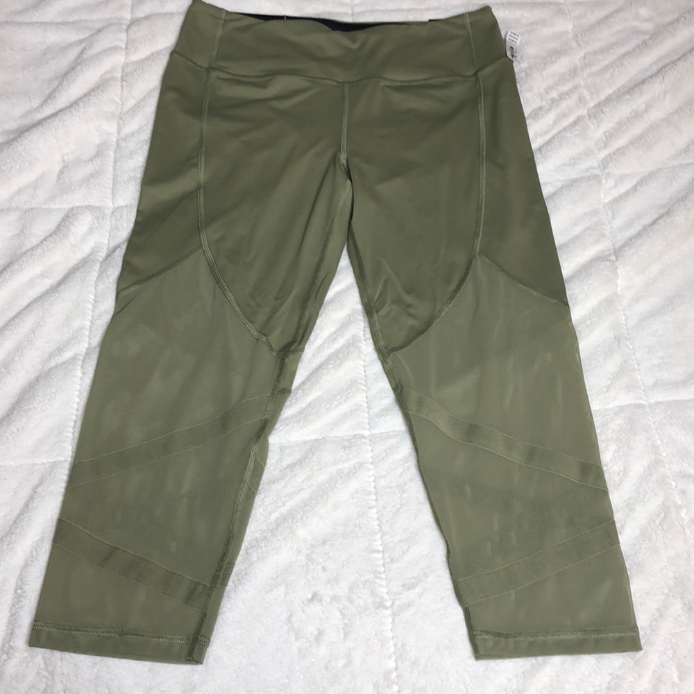 Victoria Secret crop leggings